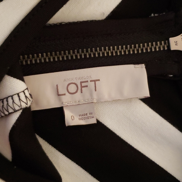 NWOT Black and white Loft dress - Picture 3 of 3